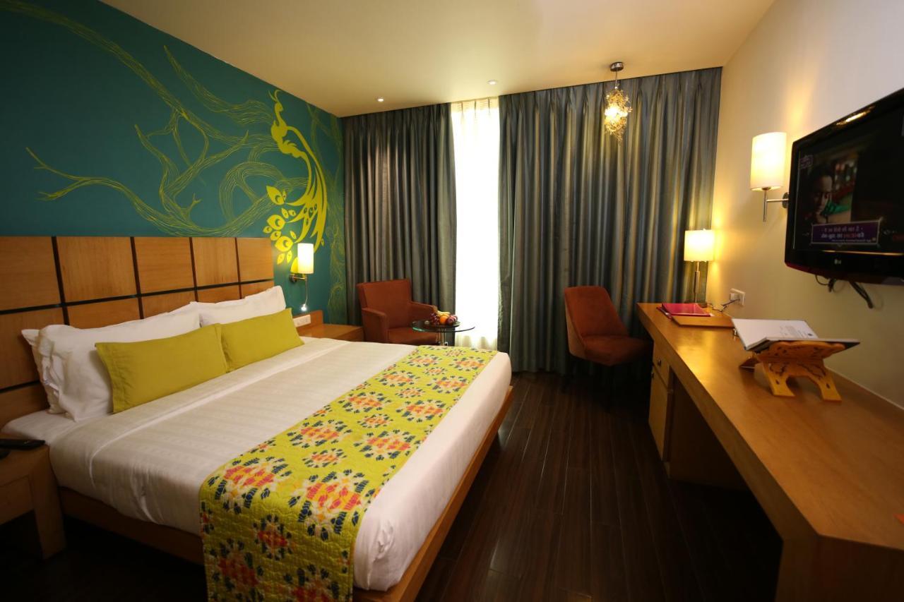 The Beatle Hotel Mumbai Exterior foto